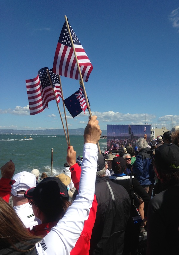oracle team usa fans cheering